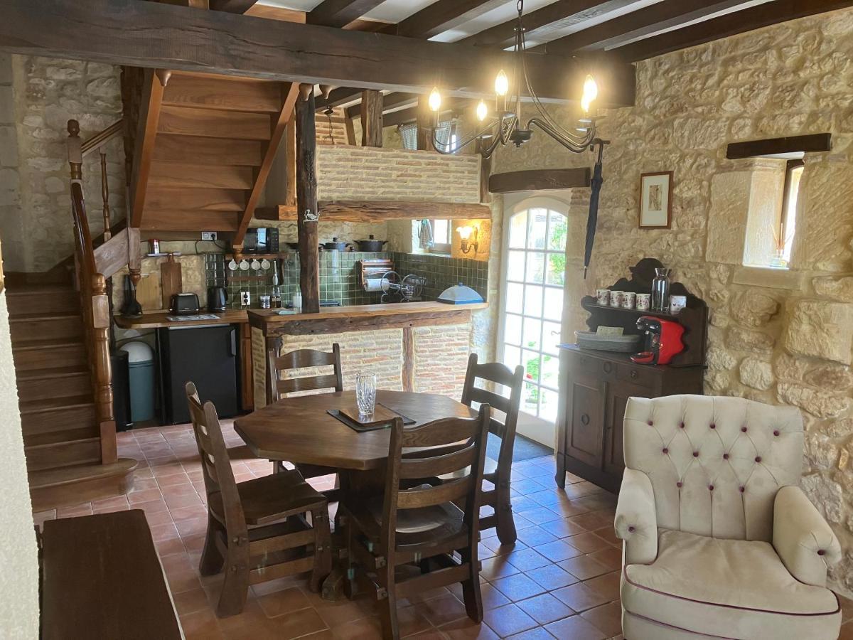 Le Petit Chateau - Adults Only Property Villa Le Bugue Luaran gambar